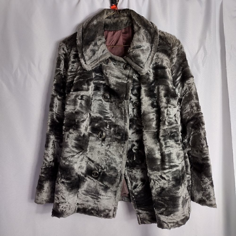 Vintage union made faux fur coat